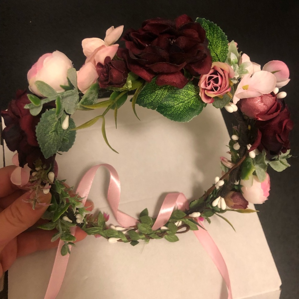 BRAND new flower crown